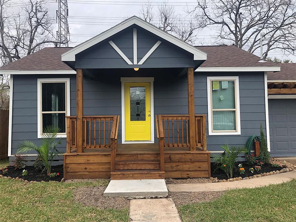 1st image of 3219 Creston Dr