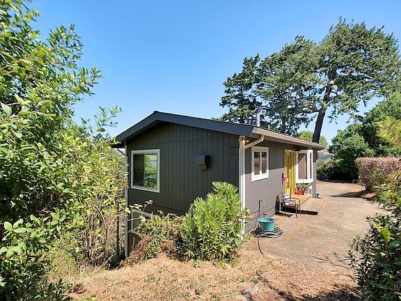 3rd image of 12691 Sir Francis Drake Boulevard