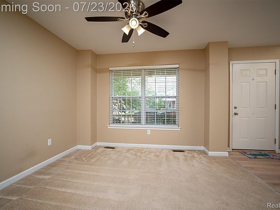 5th image of 10117 Island Lake Dr