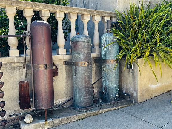 3rd image of 50 S San Rafael Ave