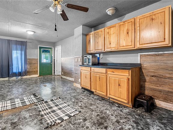 5th image of 6644 Iowa St