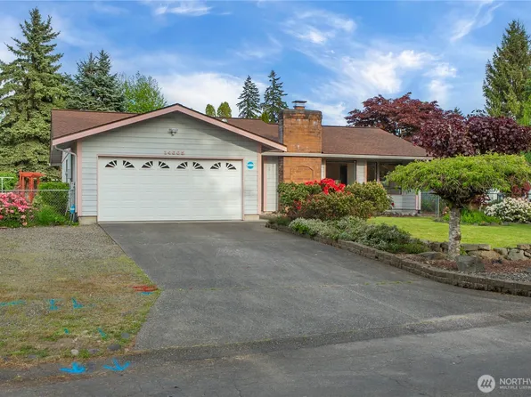 14605 Meadows Court E, Tacoma, WA 98445