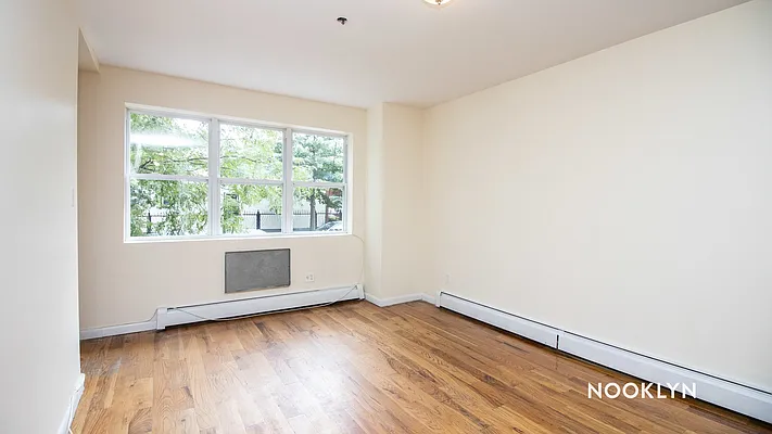 Rented by Nooklyn NYC LLC | media 18