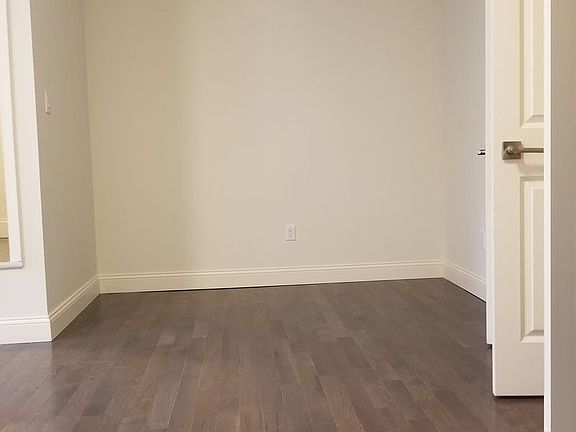 5th image of 395 Ocean Ave APT 1L