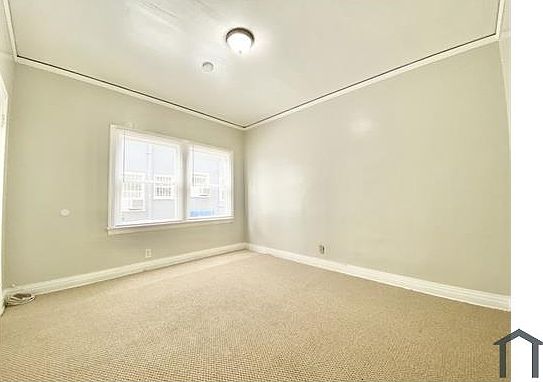 5th image of 236 S New Hampshire Ave #242