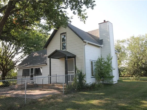 5855 County Road 2700, Elk City, KS 67344