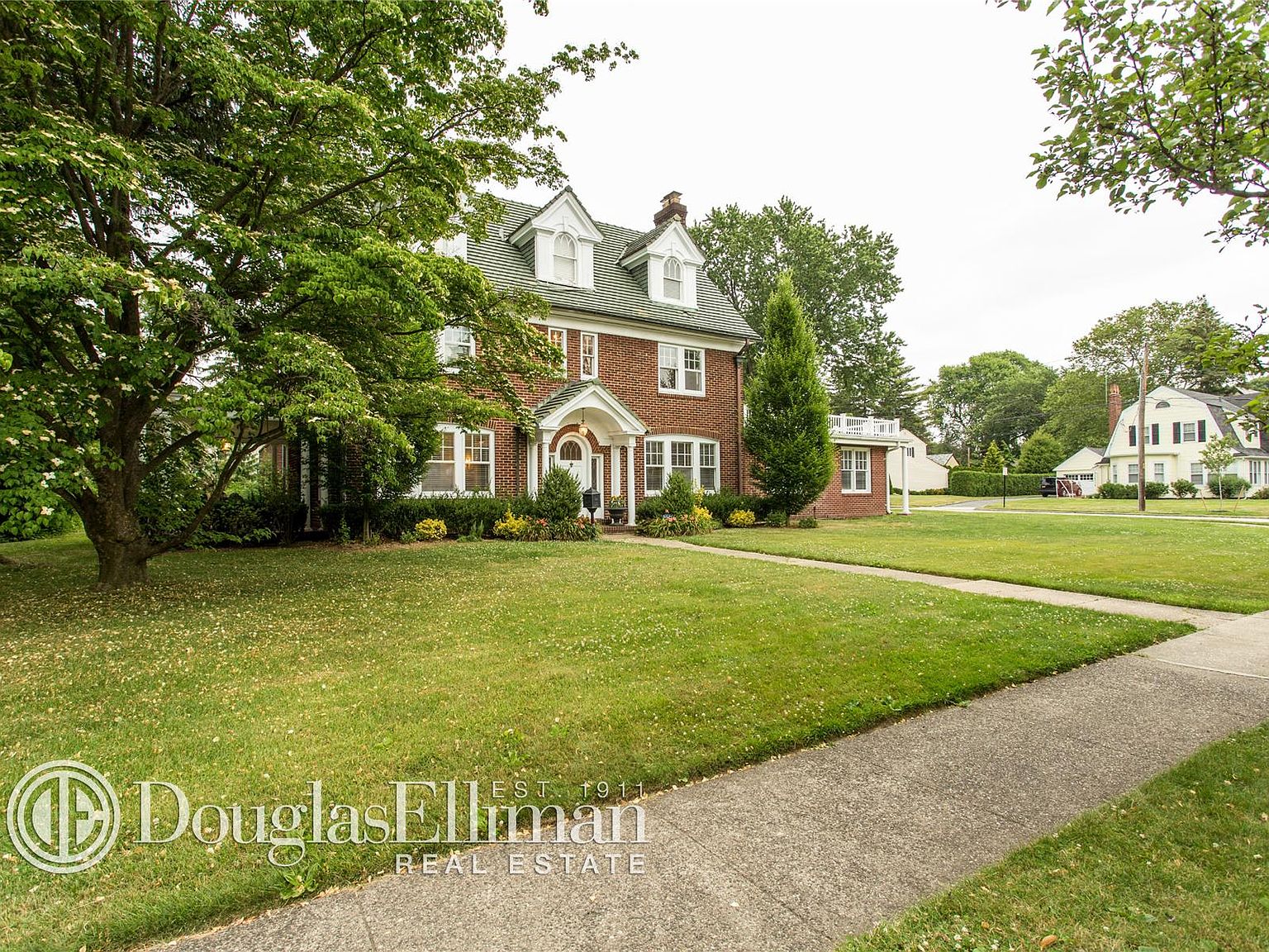 960 Plandome Rd, Manhasset, NY 11030 Zillow