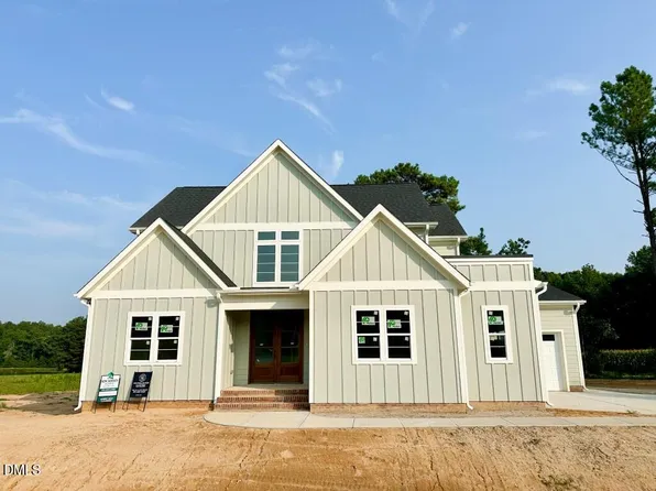 215 Broadleaf Ln, Youngsville, NC 27596