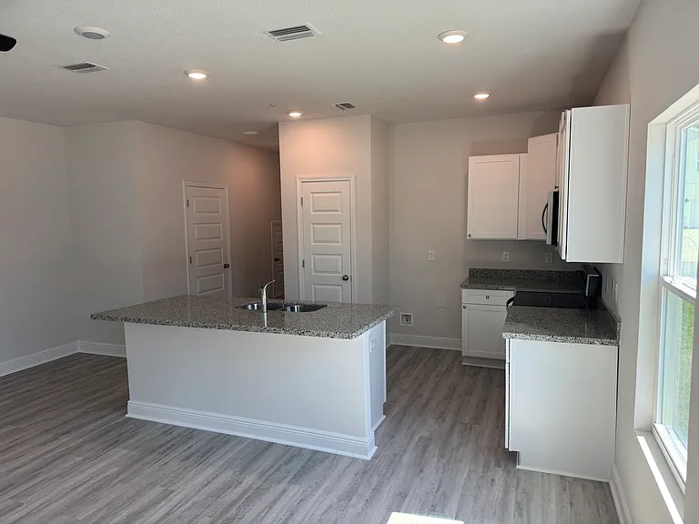 8691 Meadow Flower Ln — Photo 3