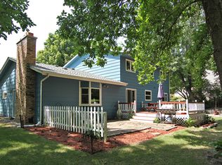 15217 Crystal Lake Ter, Burnsville, MN 55306