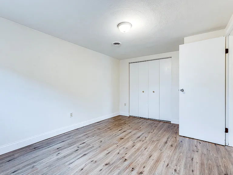 7408 Washington Ave #B — Photo 5