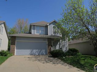 3528 SW Willow Brook Ln, Topeka, KS 66614