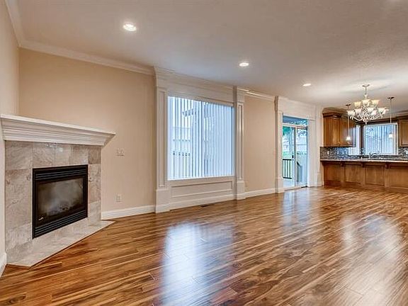 3rd image of 1604 NE 158th Ct
