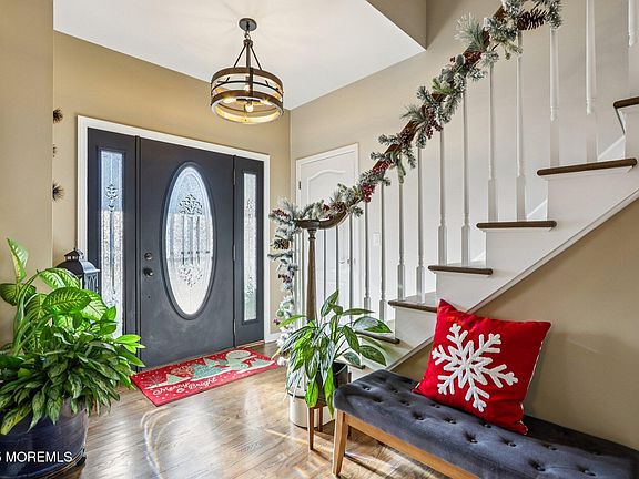 5th image of 2216 Hill Avenue
