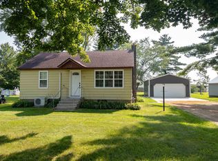 110 N Charles St, Westfield, WI 53964