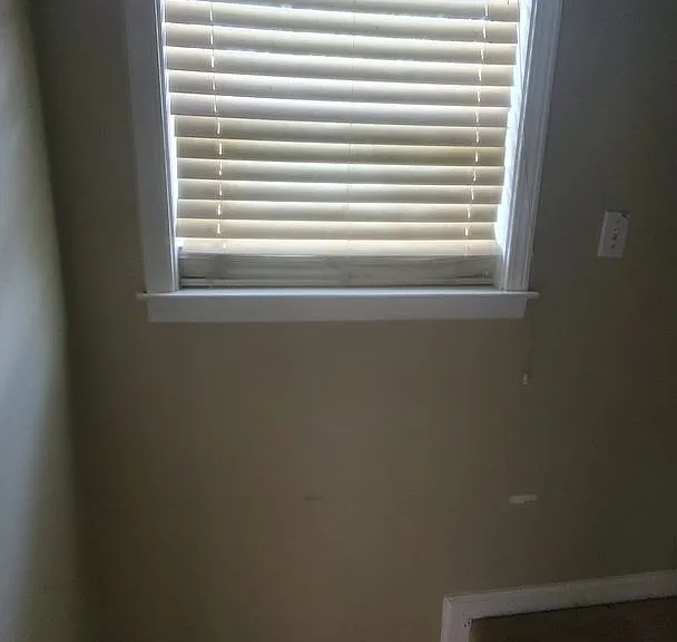1084 Tara Dr — Photo 13