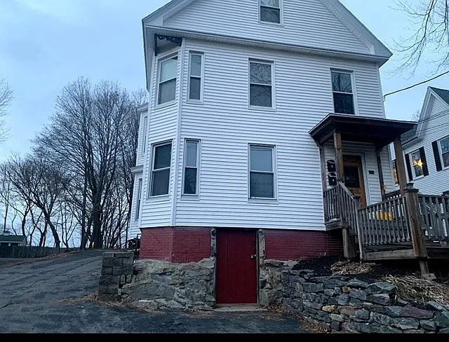 135 Hawkes St #2 — Photo 1