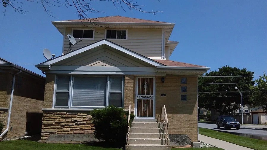 3001 N New England Ave photo 1