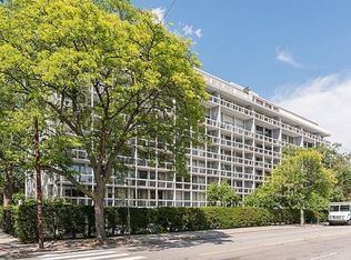 221 Mount Auburn St APT 105, Cambridge, MA 02138