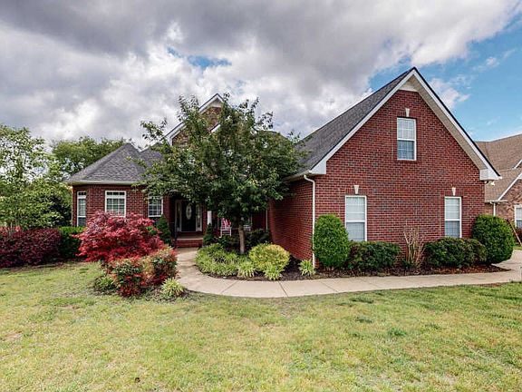 2nd image of 403 Creekview Dr