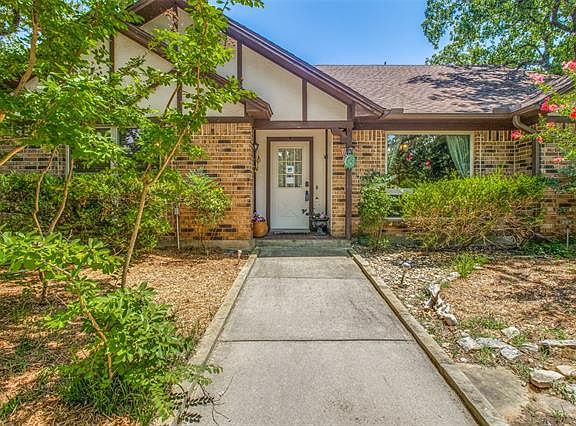 2nd image of 5012 Golden Cir