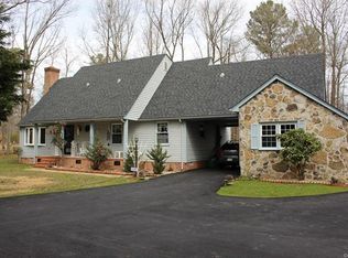 14747 Ramblewood Dr, Chester, VA 23836