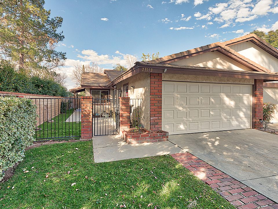 1st image of 23543 Lampara Dr