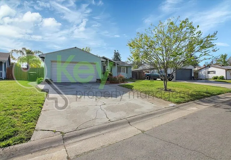 3124 Brophy Dr — Photo 3
