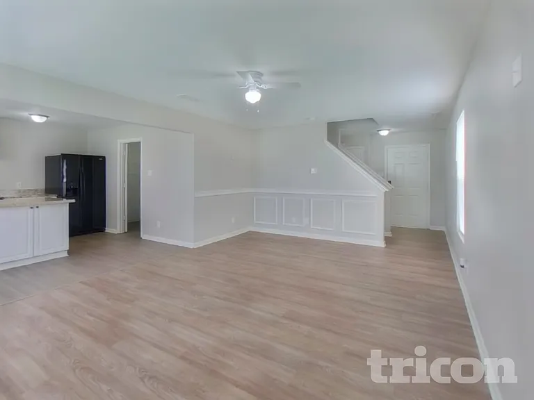 1242 Phil Oneil Dr — Photo 4