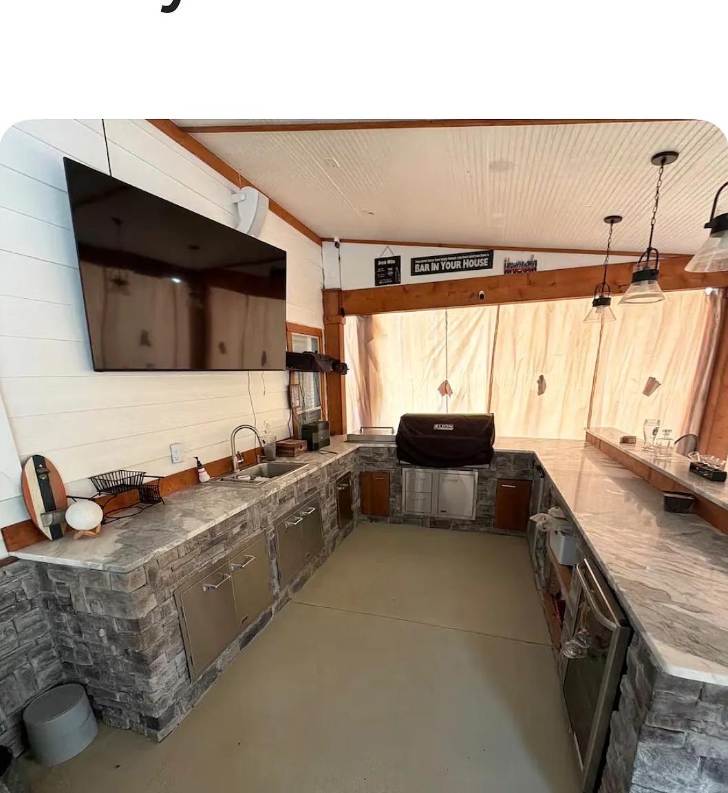 3 bed, 2.5 bath, 1900 sqft, $3,000 — Photo 2
