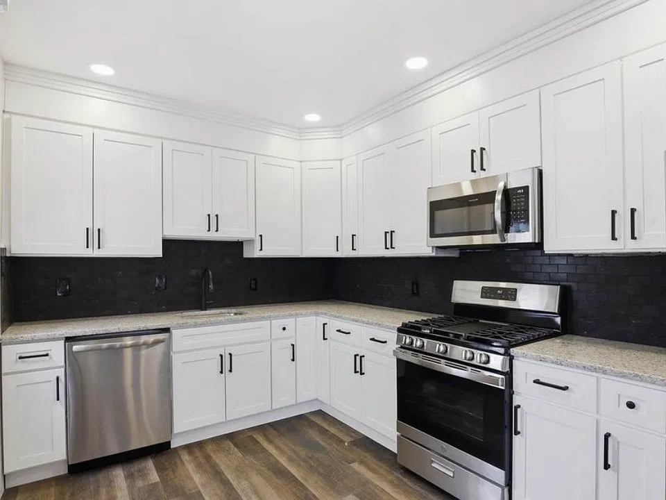 834 Lake St
