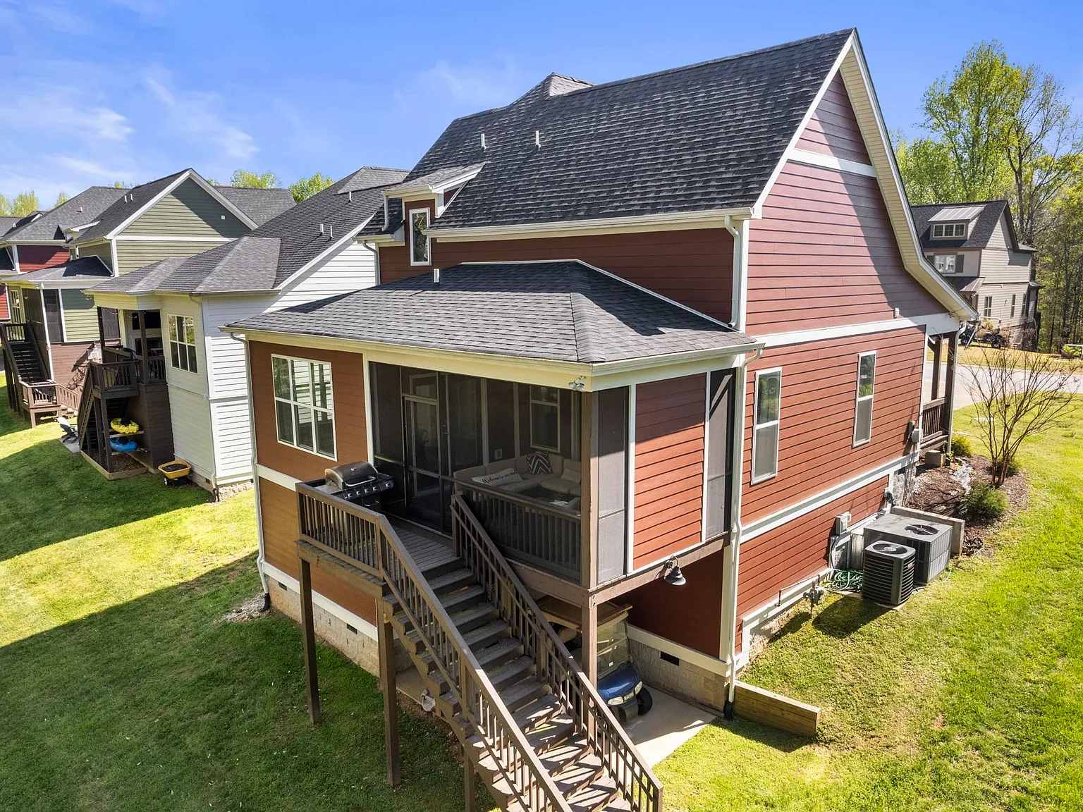 3 bed, 2.5 bath, 1904 sqft, $2,500 — Photo 3
