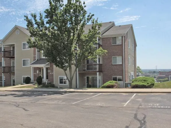 8919 Eagleview Dr APT 9, West Chester, OH 45069