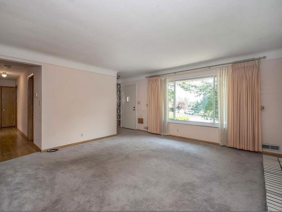 5th image of 5550 Saxon Dr
