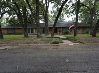 1420 Princeton Dr, Corsicana, TX 75110