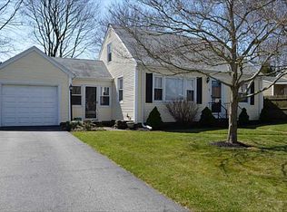 52 Fatima Dr, Bristol, RI 02809