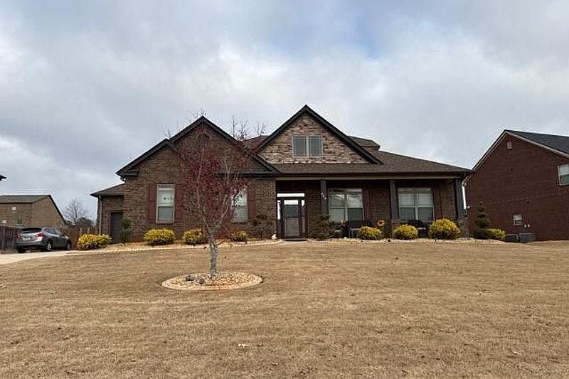 1st image of 649 Corsica Ln