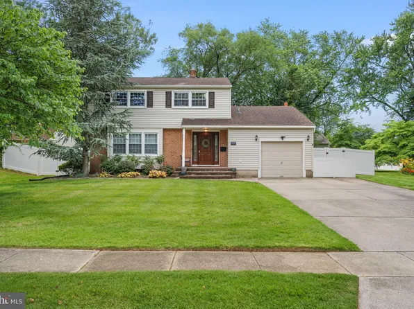 3007 Concord Dr, Cinnaminson, NJ 08077