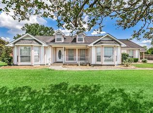 301 Modern Farms Rd, Westwego, LA 70094