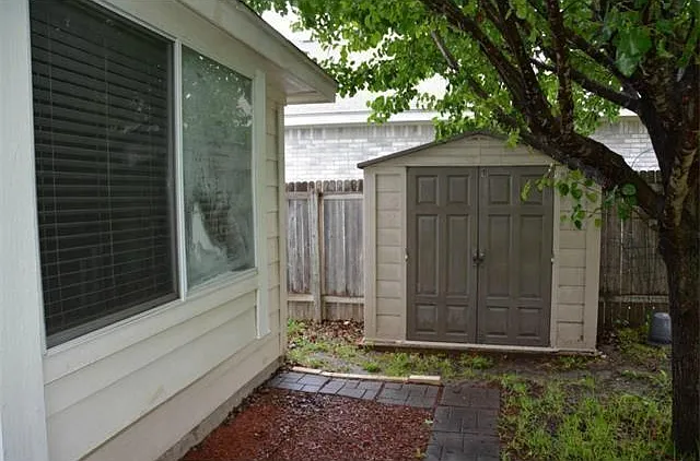 1010 Gulf Way — Photo 15