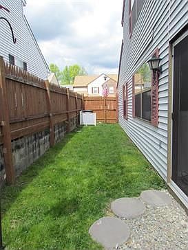 3rd image of 15037 Poquessing Creek Ln