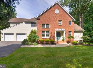 55 Stonewall Cir, Princeton, NJ 08540