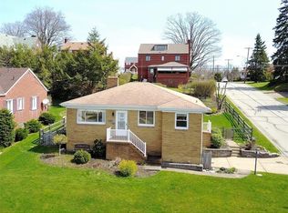3663 Sunset Dr, Homestead, PA