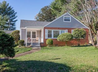 301 Chickasaw Rd, Chattanooga, TN 37411