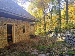 3310 Martins Ln, Hellertown, PA 18055
