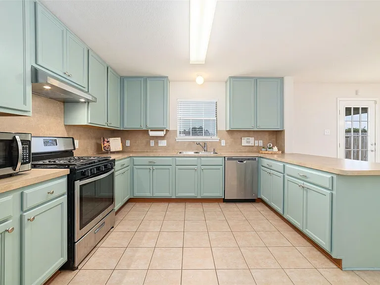 21311 Shadow River Ln — Photo 13