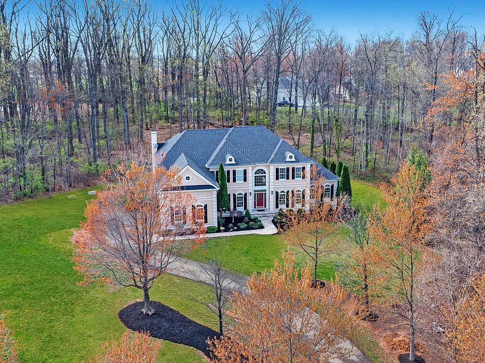 38211 Piggott Bottom Rd, Purcellville, VA 20132 | Zillow