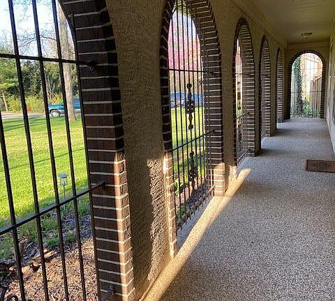 4th image of 8948 Chevington Chase Dr