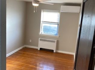 724 E Chester Pike APT B, Ridley Park, PA 19078