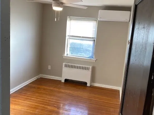 724 E Chester Pike APT B, Ridley Park, PA 19078